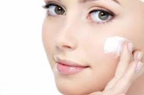 Красавицы, мы не забываем о правильном вечернем уходе за собой, чтобы сохранить свою красоту. 03