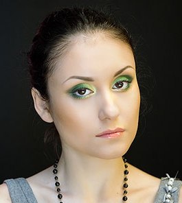 Зеленый цвет - один из самых теплых в цветовой палитре. 05