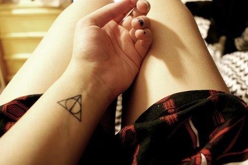 Как сделать временную татуировку: 05