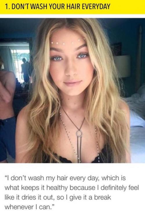 Давайте мы посмотрим правде в глаза: Джиджи хадид ну очень красивая, что некоторые завидуют ей. 08