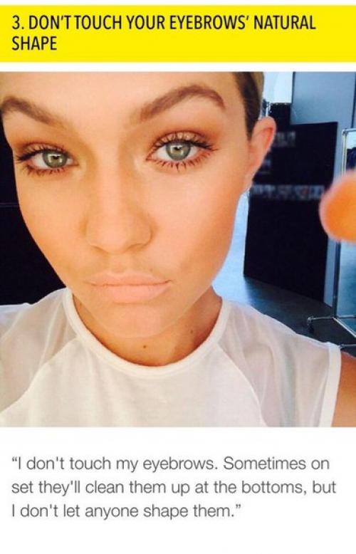 Давайте мы посмотрим правде в глаза: Джиджи хадид ну очень красивая, что некоторые завидуют ей. 04