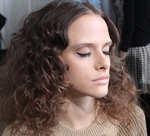 Встречайте обновленную крем - золотую пудру Mary KAY Endless Performance \u2122. 03