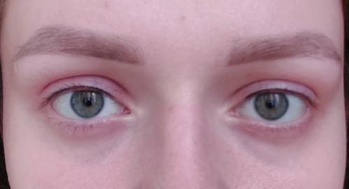 Девочки. Подскажите как красить такую форму глаз? 01