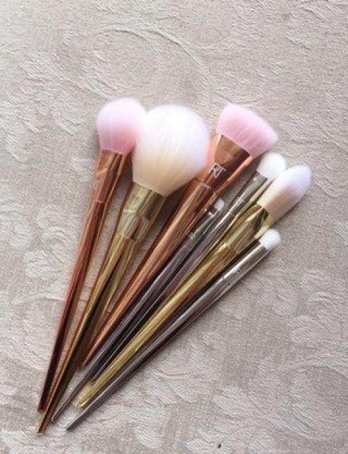 * за три секунды: 10 трюков в макияже, которые изменят твою жизнь *. 01 * за три секунды: 10 трюков в макияже, которые изменят твою жизнь *. 01