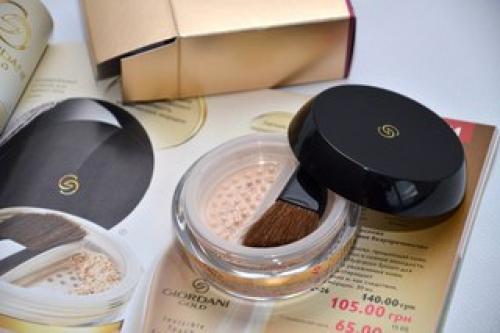 стр.  70-71 Giordani Gold.  Для девушек, которые любят минимальное количество косметики на своем лице. 04