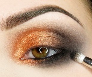 Макияж для зелено-карих глаз) попробуйте повторить). 03