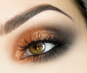 Макияж для зелено-карих глаз) попробуйте повторить). 04