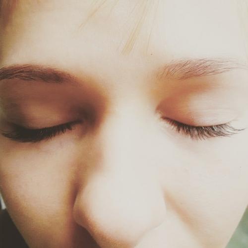 Технологии наращивания ресниц. 01 Технологии наращивания ресниц. 01