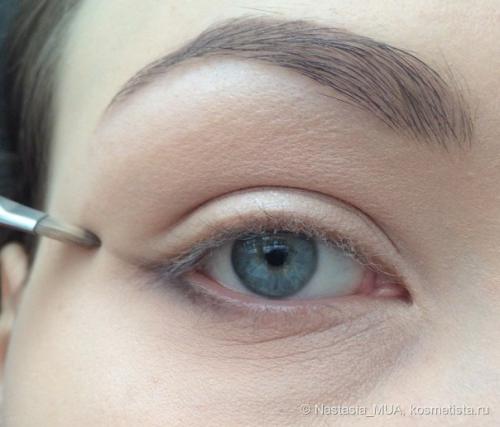 Модель с открытыми веками для отработки вечернего макияжа требуется. 01