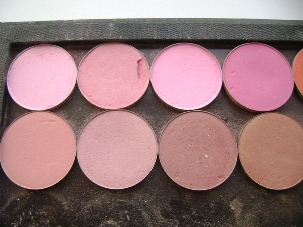 Арт-визаж. Тени-хайлатер белый с перламутром 109. 01