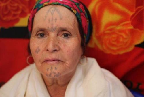 Алжирские татуированные бабушки. 02