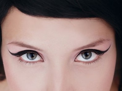 Каждый человек обладает индивидуальной особенностью строения век. 01 Каждый человек обладает индивидуальной особенностью строения век. 01