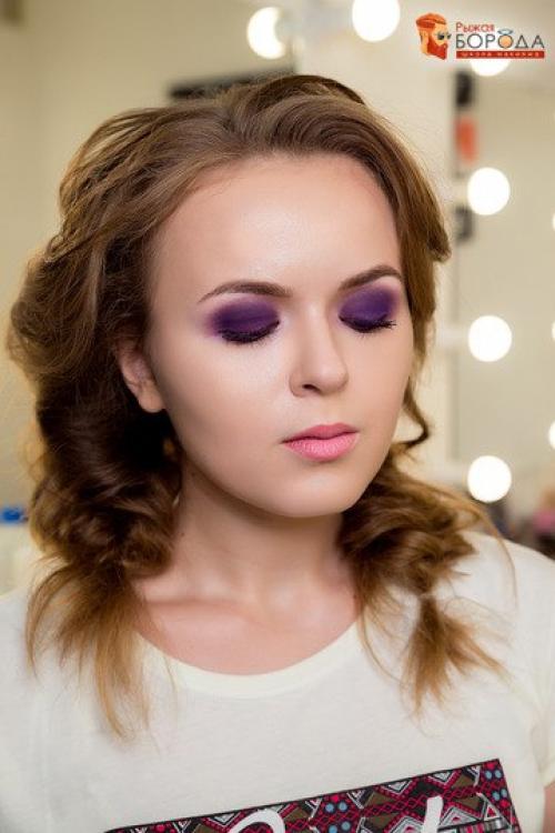 Смоки макияж - притягальный, загадочный, способен подчеркнуть красоту глаз, скрыть изьяны! 01