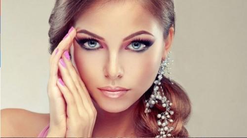 Мы подбираем макияж к нвовогоднему образу. 01
