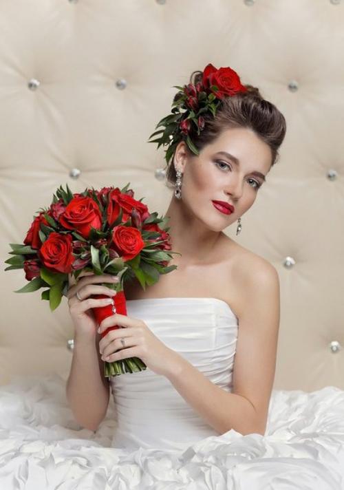 Внимание? Для желающих освоить искусство макияжа профессионально открыта запись на курсы: 01 Внимание? Для желающих освоить искусство макияжа профессионально открыта запись на курсы: 01