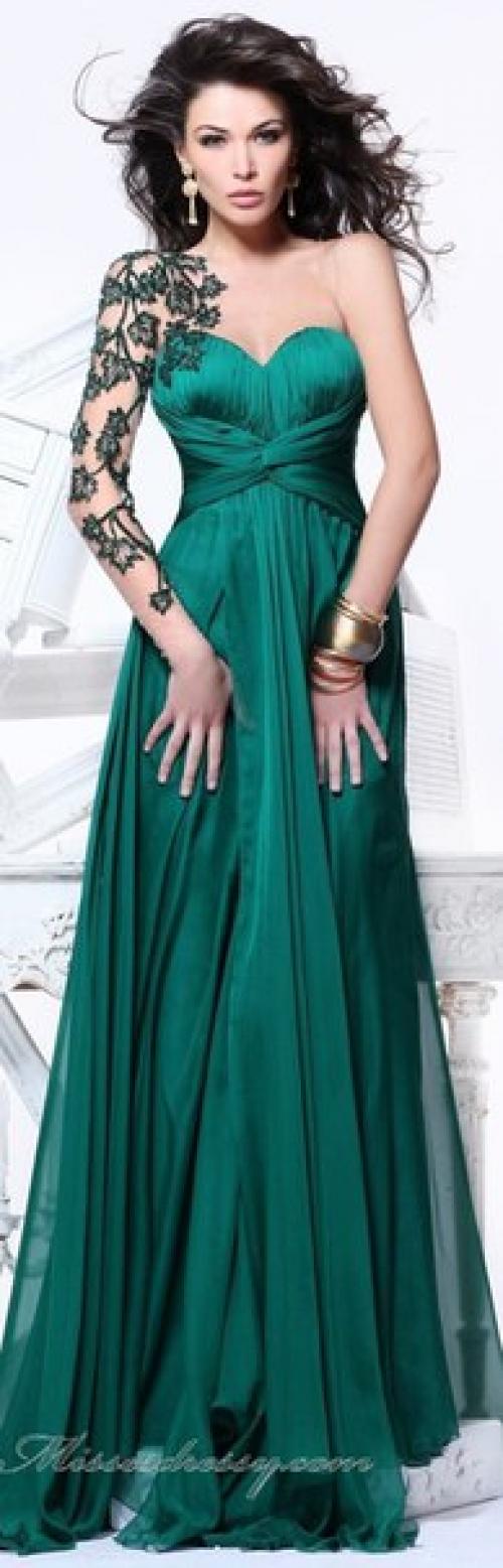 Макияж под зеленое платье. 01