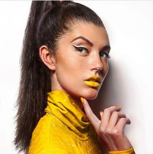 Как использовать помаду альтернативных цветов (синий, зеленый, фиолетовый, желтый, черный и т д). 01