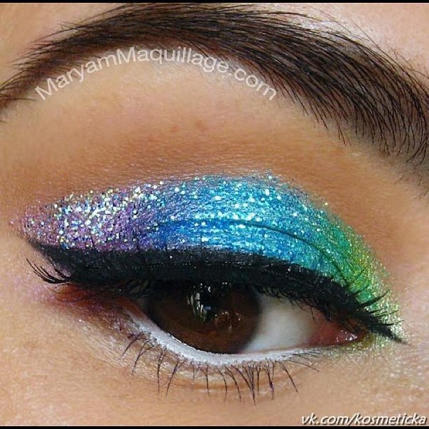 Идея яркого макияжа на новый год. 01