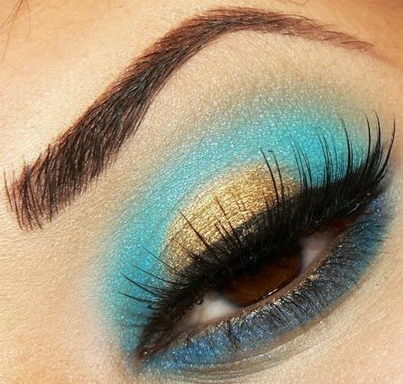 Идея яркого макияжа на новый год. 04