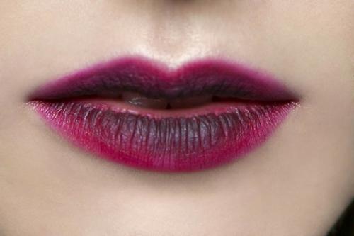 Как создать эффект зацелованных губ? 02 Как создать эффект зацелованных губ? 02