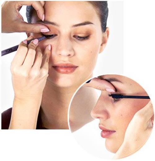 Шаг за шагом: губы в темном цвете. 03