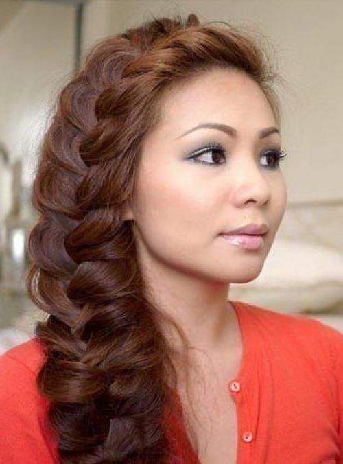 Как заплести себе косу на бок. 06