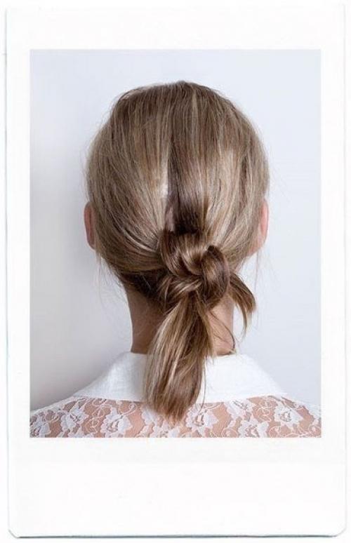 Лишь в том случае, если вы обладательница длинных волос - вам очень повезло: вы можете позволить себе сделать практически любую прическу! 06