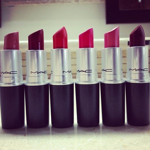 Модная тёмная помада: как правильно подобрать? 02 Модная тёмная помада: как правильно подобрать? 02