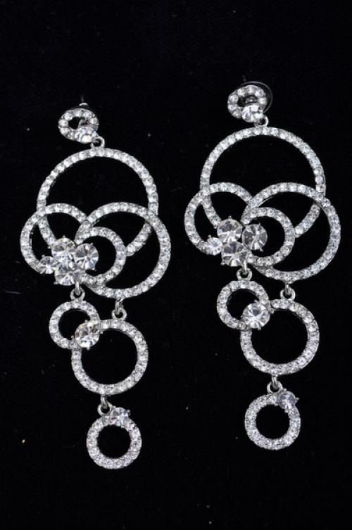 Советы по выбору сережек для невесты. 01