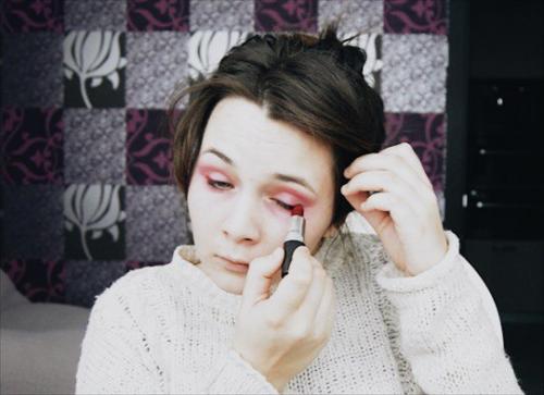 Сегодняшним макияжем мы торжественно даем старт предновогодним приготовлениям. 06 Сегодняшним макияжем мы торжественно даем старт предновогодним приготовлениям. 06