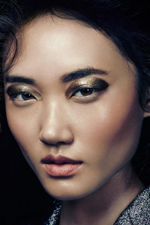 Новогодний мейк -ап в стиле огненного петуха. 02