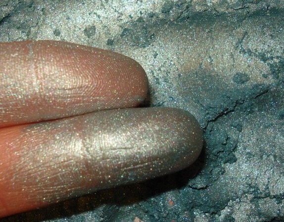 Макияж - самое красивое проявление женского коварства. 02