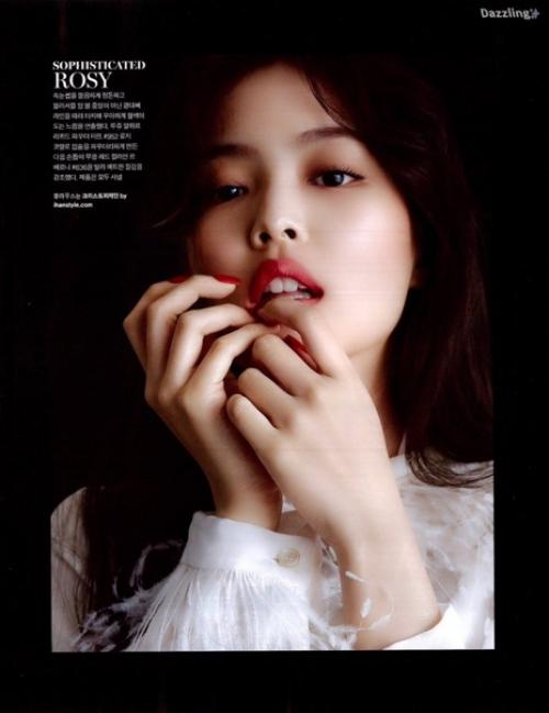 Дженни из Blackpink на страницах \u2018 Marie Claire' (листай карусель). 04