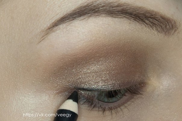 Как сделать макияж глаз за пять минут! 04