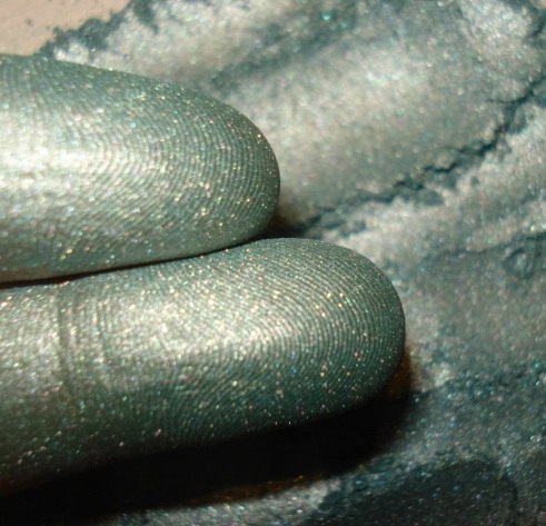 Макияж - самое красивое проявление женского коварства. 04