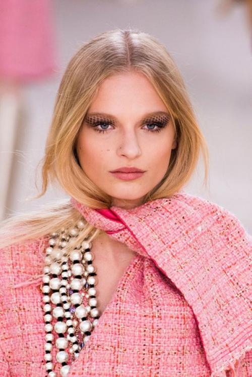 Дымчатыми Глазами сейчас сложно удивить. 01