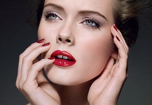 8 причин, почему яркая помада может сделать вашу жизнь лучше. 05