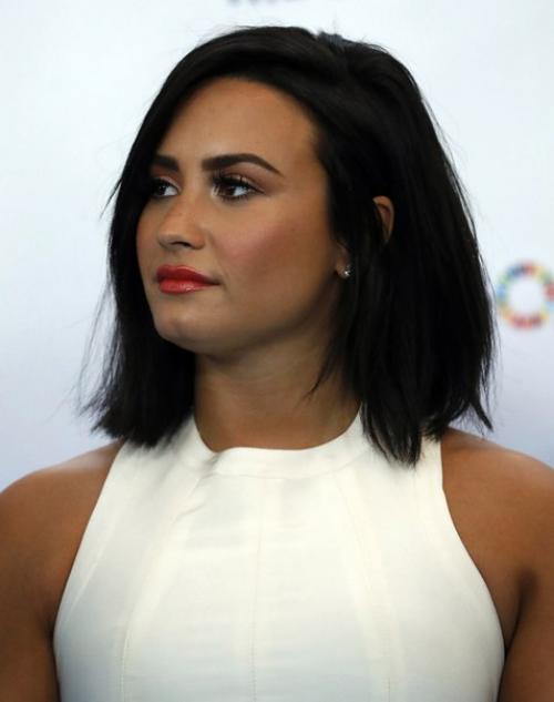 Как научиться краситься: пять шагов к идеальному макияжу? 01