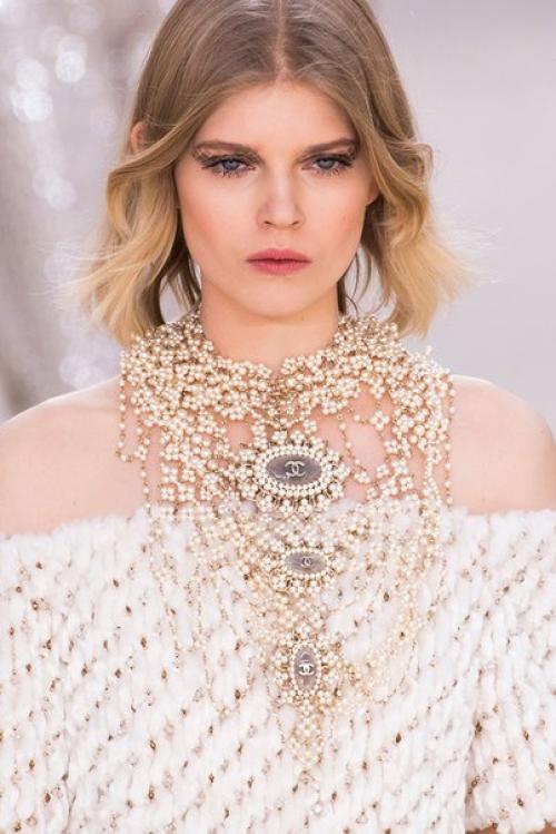 Дымчатыми Глазами сейчас сложно удивить. 04