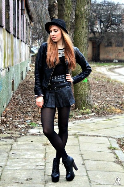 Глэм - рок. Главные черты: сочетание нового вызова, брутальности, эпатажности, женственности и сексуальности. 03 Глэм - рок. Главные черты: сочетание нового вызова, брутальности, эпатажности, женственности и сексуальности. 03