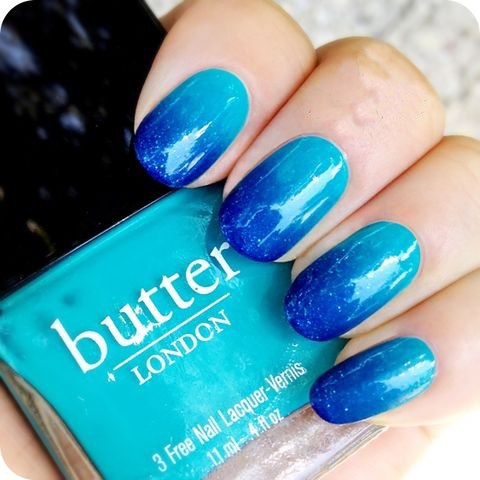 Хотите выглядить женственно и модно? Тогда для Вас весенний образ от Kira Empress. 01