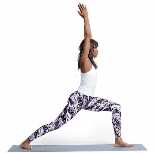 Maxclinic Stick насыщает кожу коллагеном и эффективно борется с морщинами на лице и шее. 02