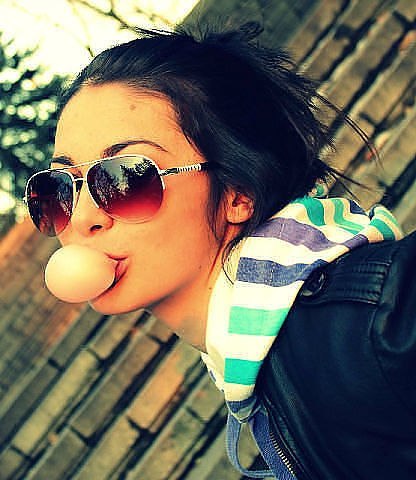 Все девушки, как и парни, делятся на хищников(охотников) и их жертв.