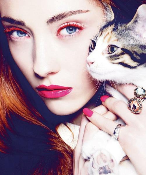 4 ярких идеи для макияжа на выпускной. 02