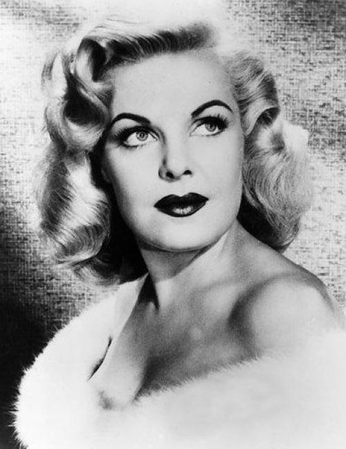 Секреты красоты голливудских звезд прошлого века. 09