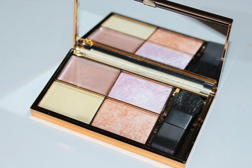 Хайлайтер Sleek Makeup Solstice Highlighting Palette. 03 Хайлайтер Sleek Makeup Solstice Highlighting Palette. 03