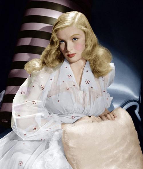 31 мая отмечается международный день блондинок. 03