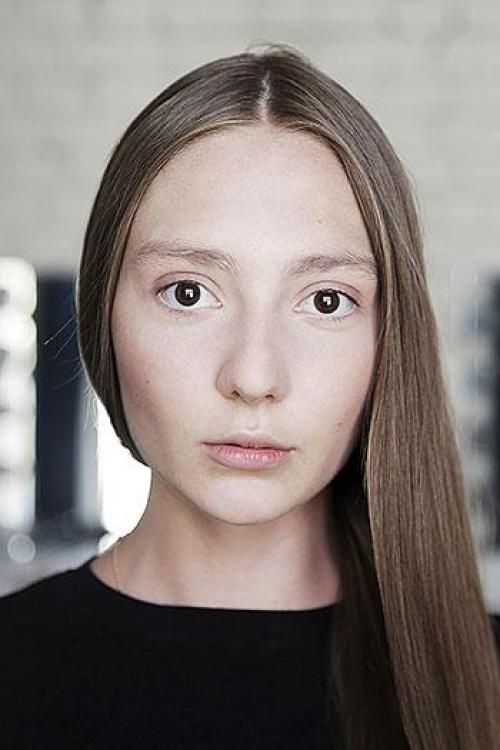 Как увеличить глаза с помощью макияжа. 04