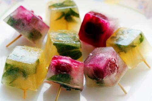 Кубики льда для ухода за кожей лица - подарят свежесть, сияние вашей коже. 01