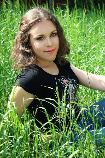 Тендеции летнего макияжа: яркие губы и выразительные глаза! Красьтесь и будьте красивыми девочки: *. 01